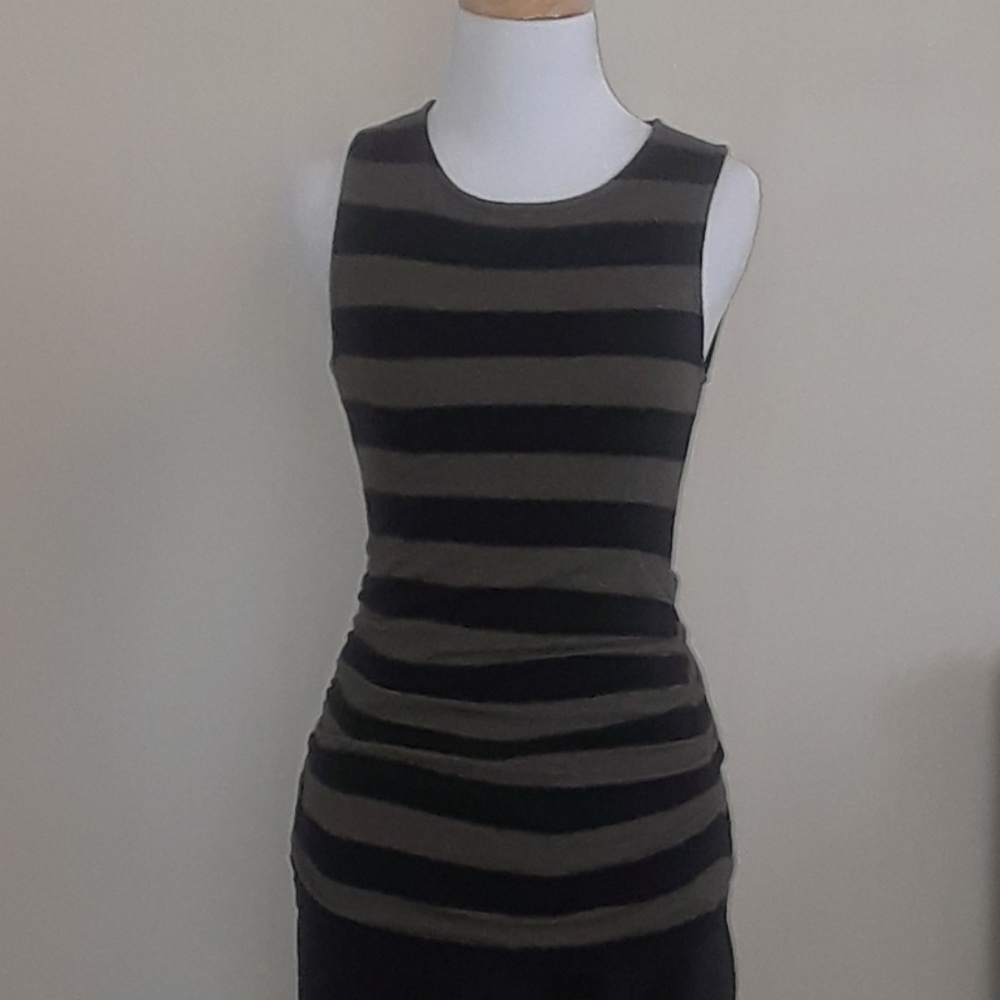Banana Republic tunic tank
